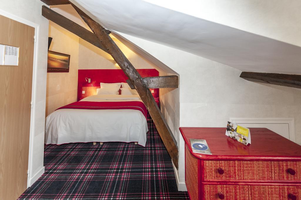 Hotel Au Relais Du Gué De Selle Mézangers Esterno foto
