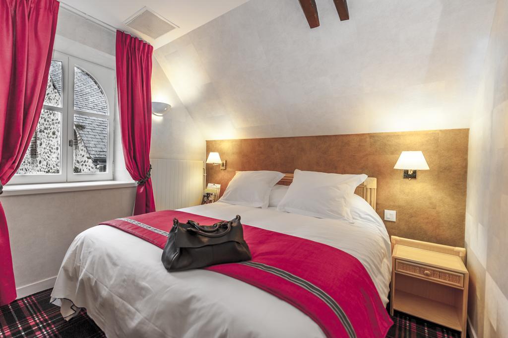 Hotel Au Relais Du Gué De Selle Mézangers Esterno foto