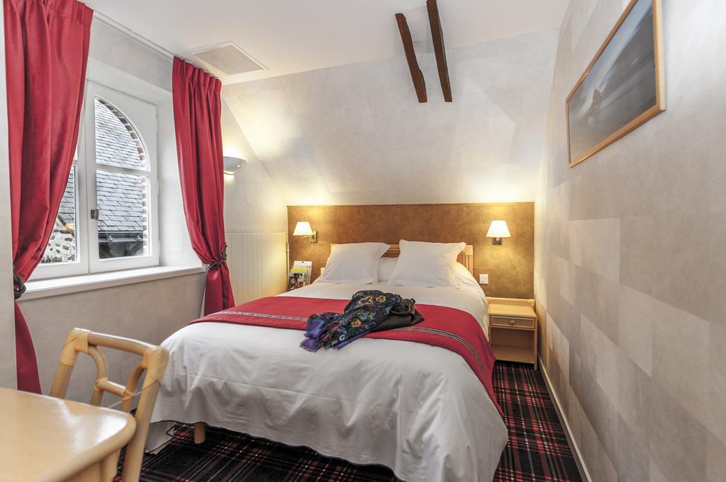 Hotel Au Relais Du Gué De Selle Mézangers Esterno foto