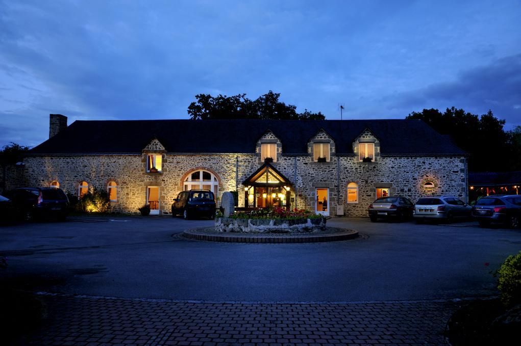 Hotel Au Relais Du Gué De Selle Mézangers Esterno foto