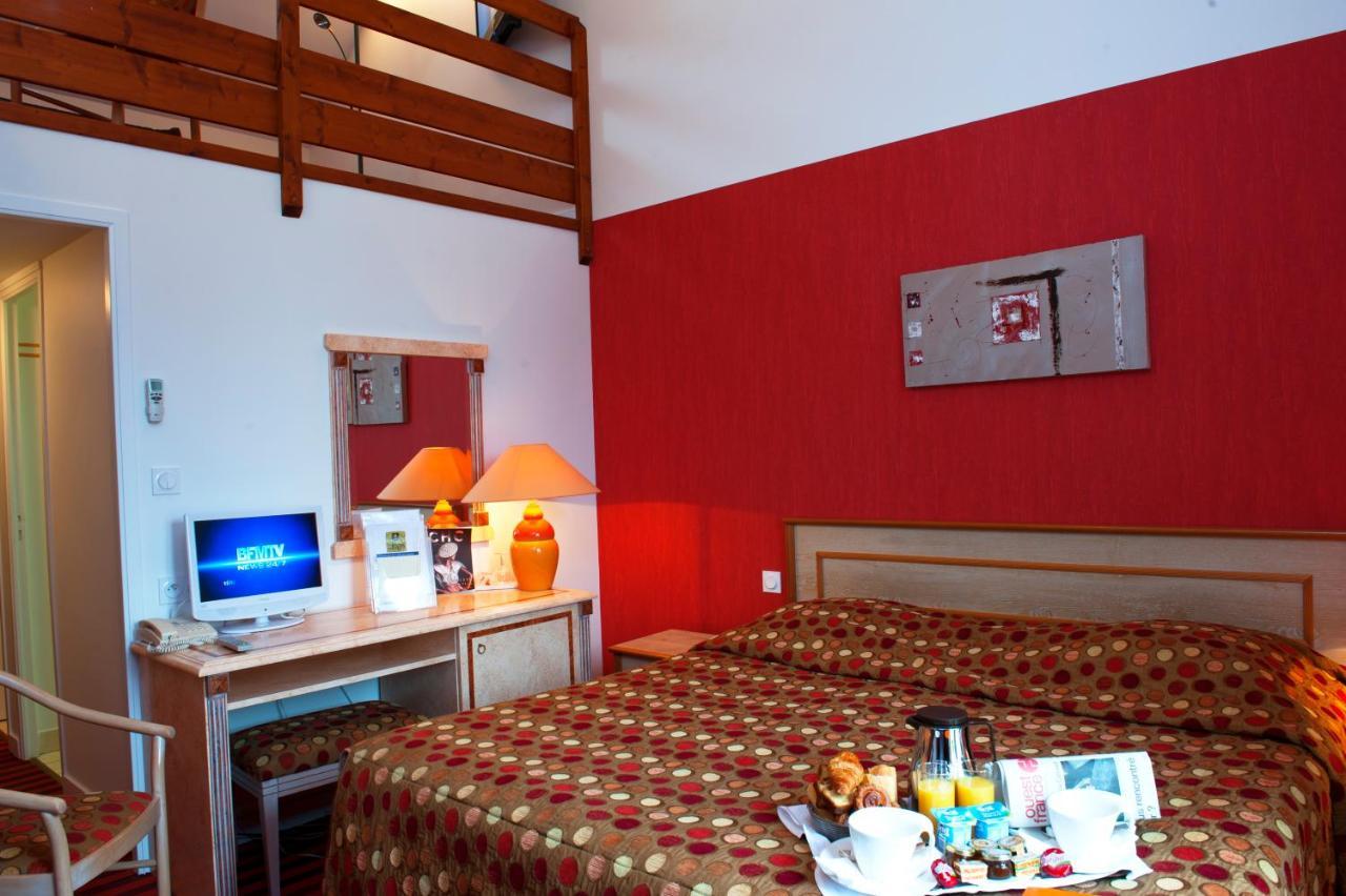 Hotel Au Relais Du Gué De Selle Mézangers Esterno foto